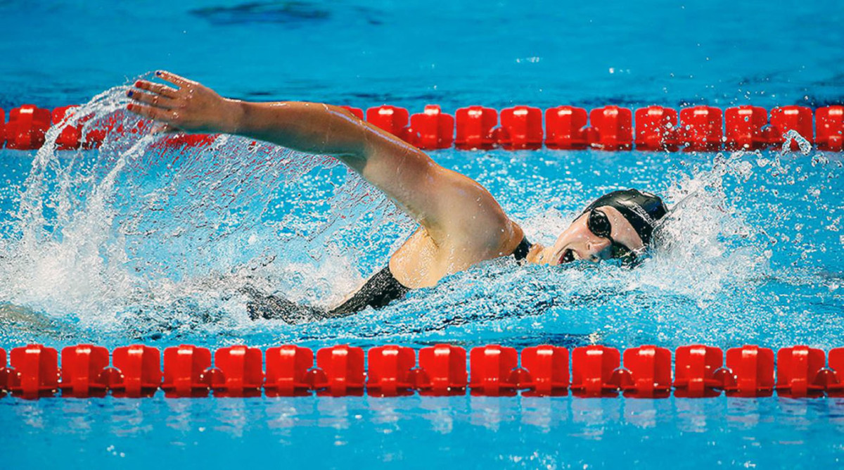 No, Katie Ledecky does not swim like a man