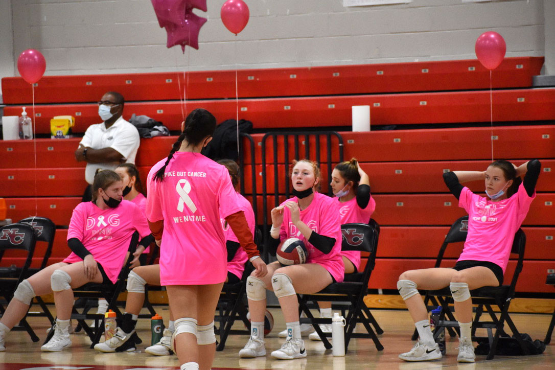 Girls volleyball hosts Dig Pink game for Breast Cancer awareness