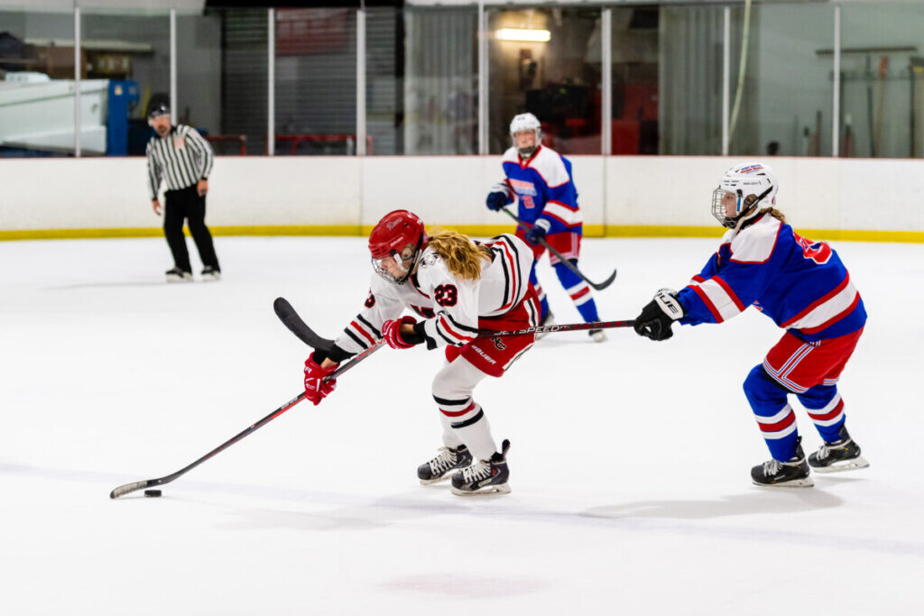 Girls Hockey finishes strong with another winning season
